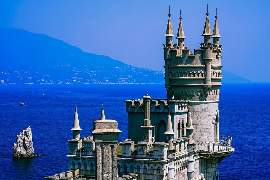 gray castle near sea at daytime, swallow's nest, fortress, crimea, HD wallpaper