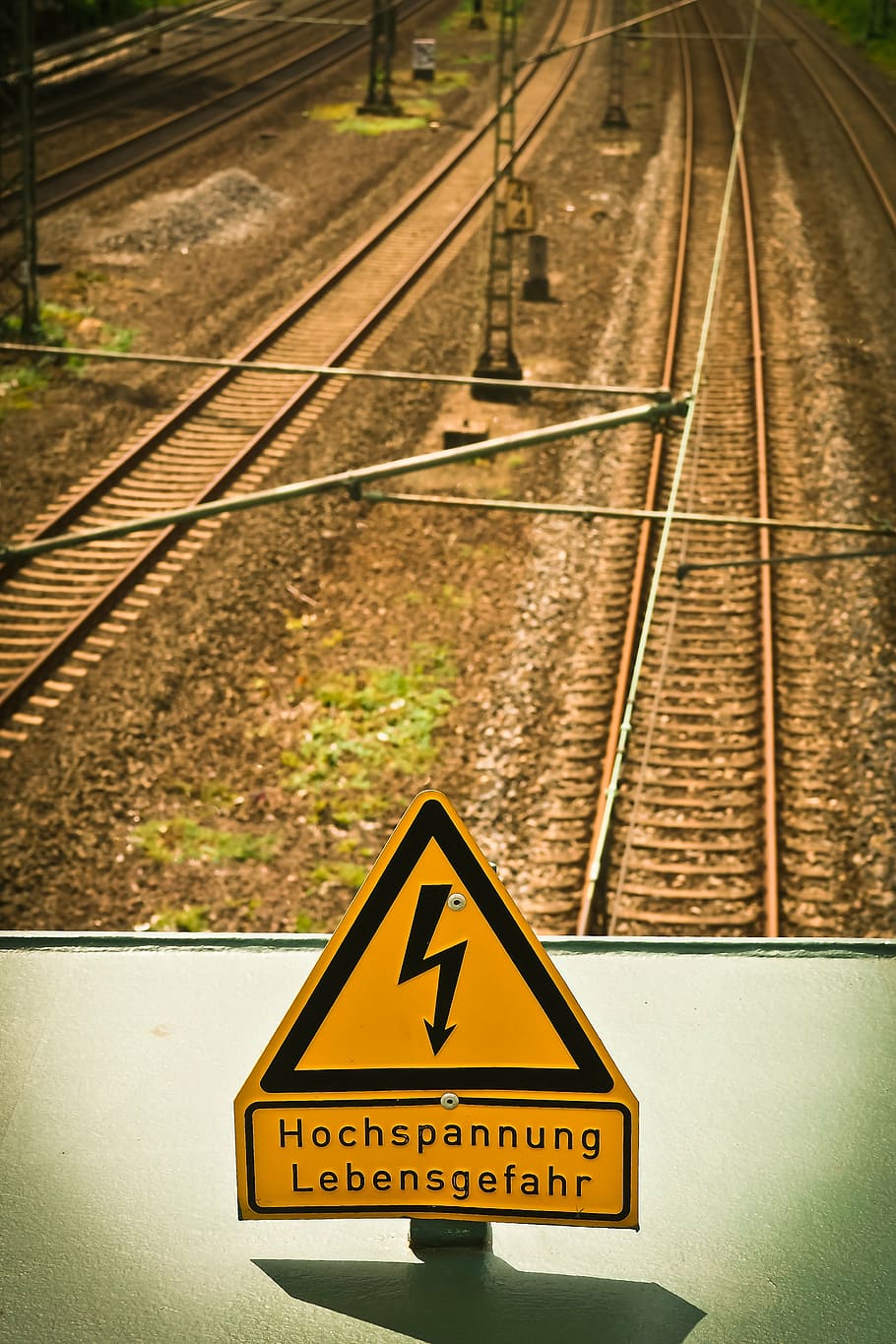 shield, high voltage, note, electricity, discharge, current HD wallpaper