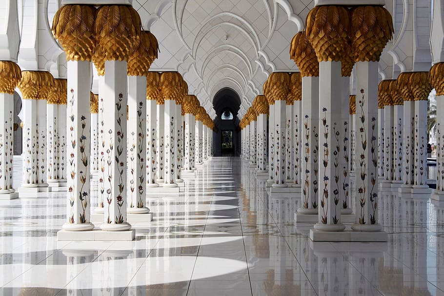 white and brown concrete building interior, architecture, mosque HD wallpaper