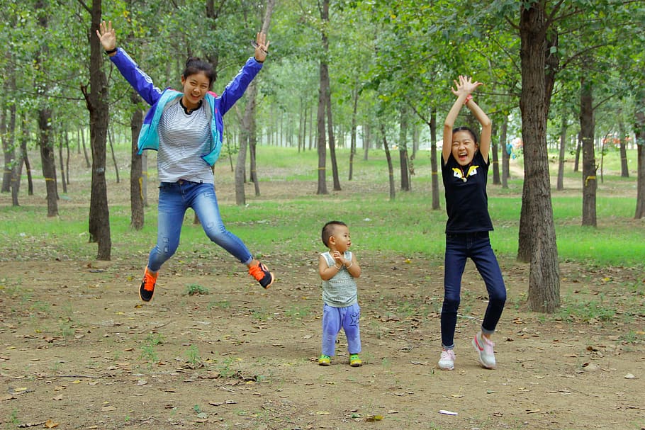 child, cheerful, cute, capture, full length, childhood, happiness HD wallpaper