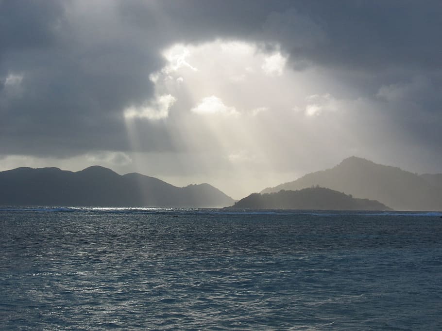 Islands, Water, Back Light, Clouds, sunbeam, sky, sea, nature HD wallpaper