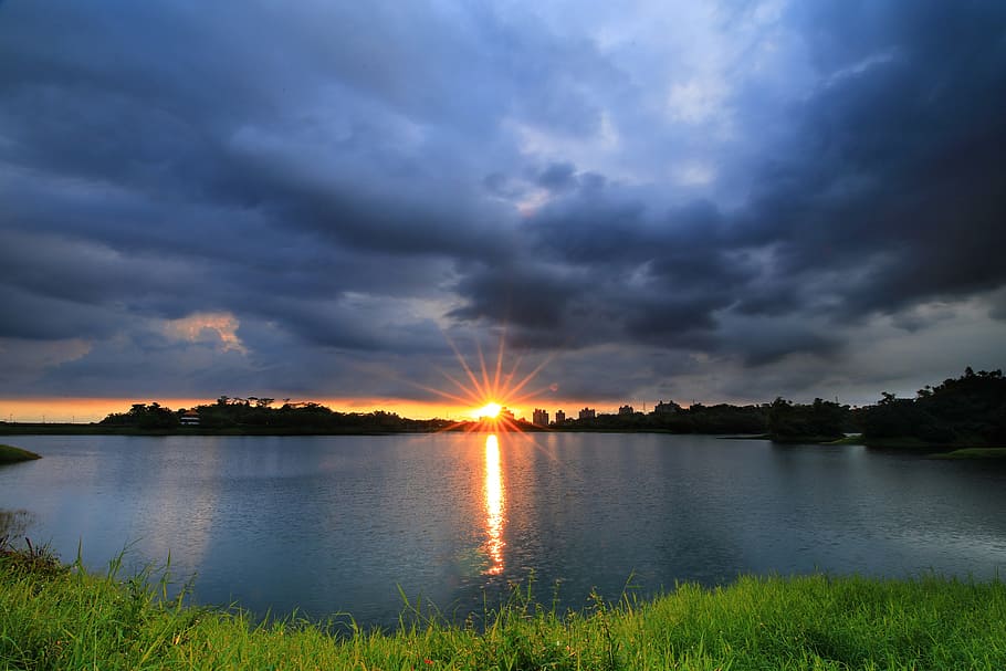 the evening sun, landscape, a surname, reservoir, cloud - sky