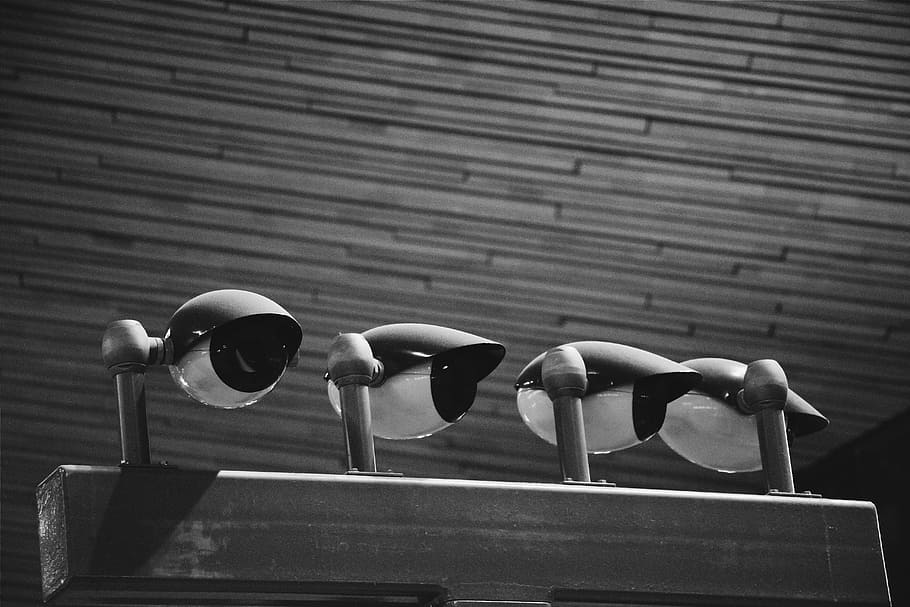 camera, black, white, rotterdam, wood-fibre boards, trenches HD wallpaper