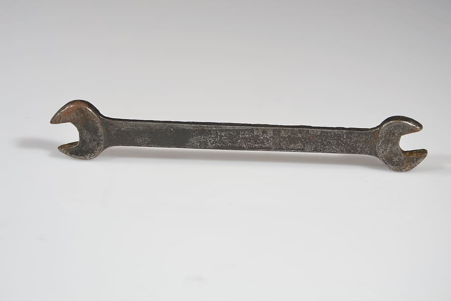 Key, Wrench, Tools, Screw, screw on, tighten, studio shot, single object HD wallpaper