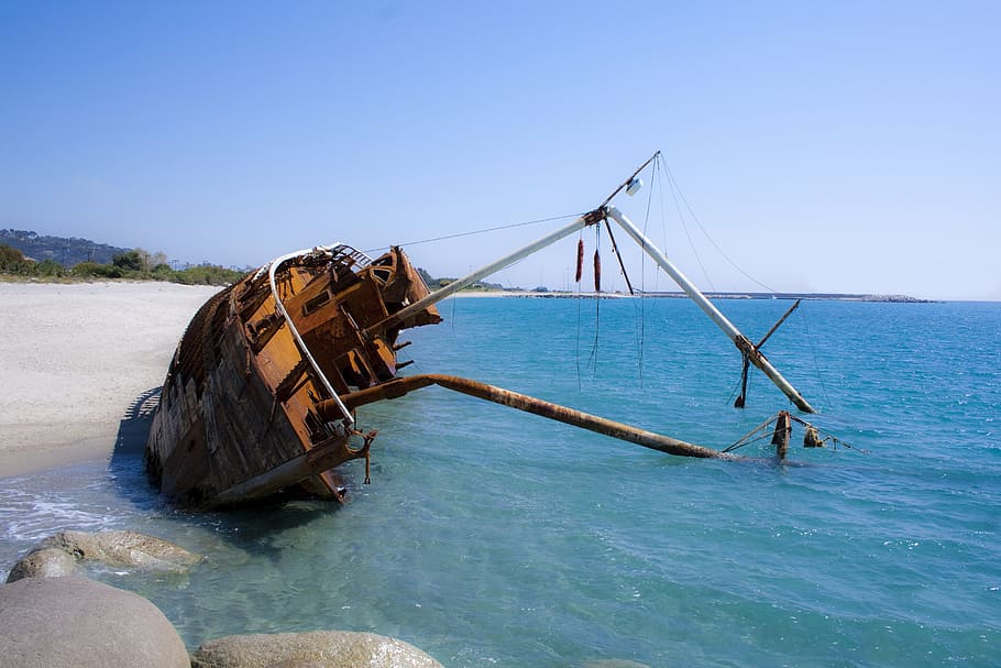 ship, stranded, refugees, sea, water, sky, clear sky, nature HD wallpaper
