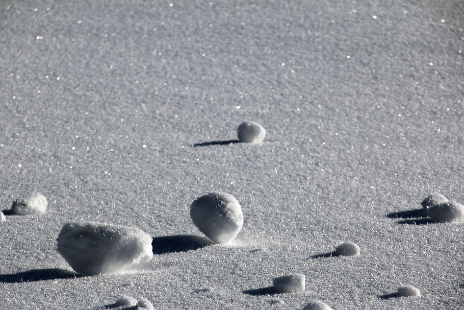 winter, snow, art, wintry, nature, light, balls, snow ball HD wallpaper