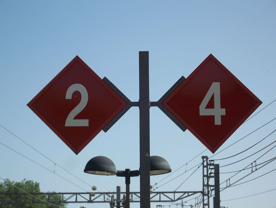 spain, numbers, train, railway, railway station, trains, platform HD wallpaper