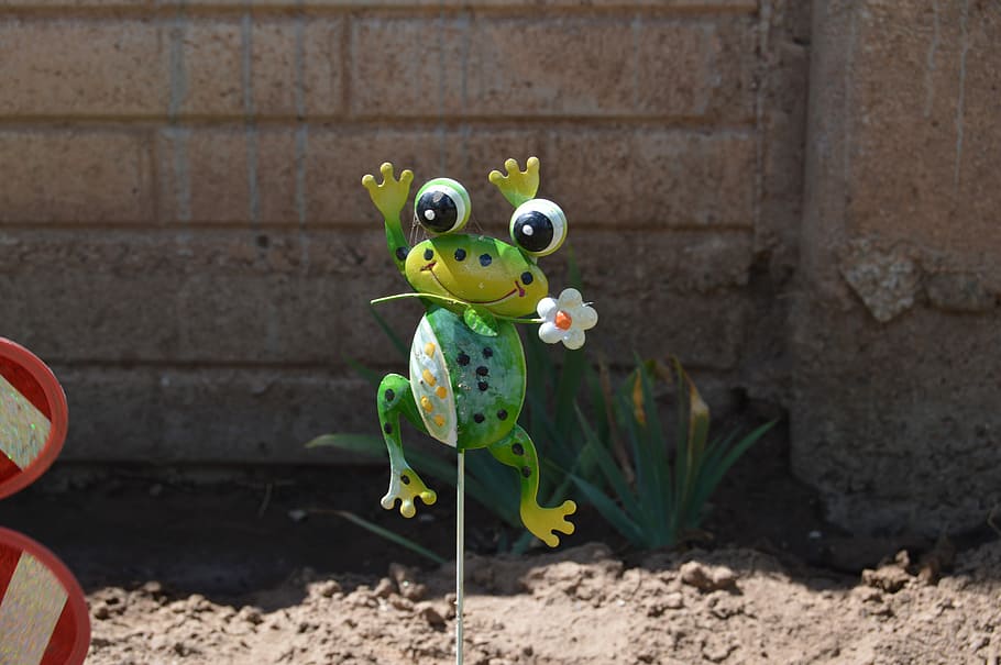 Outside, Frog, Creature, Garden, Toy, decoration, no people HD wallpaper