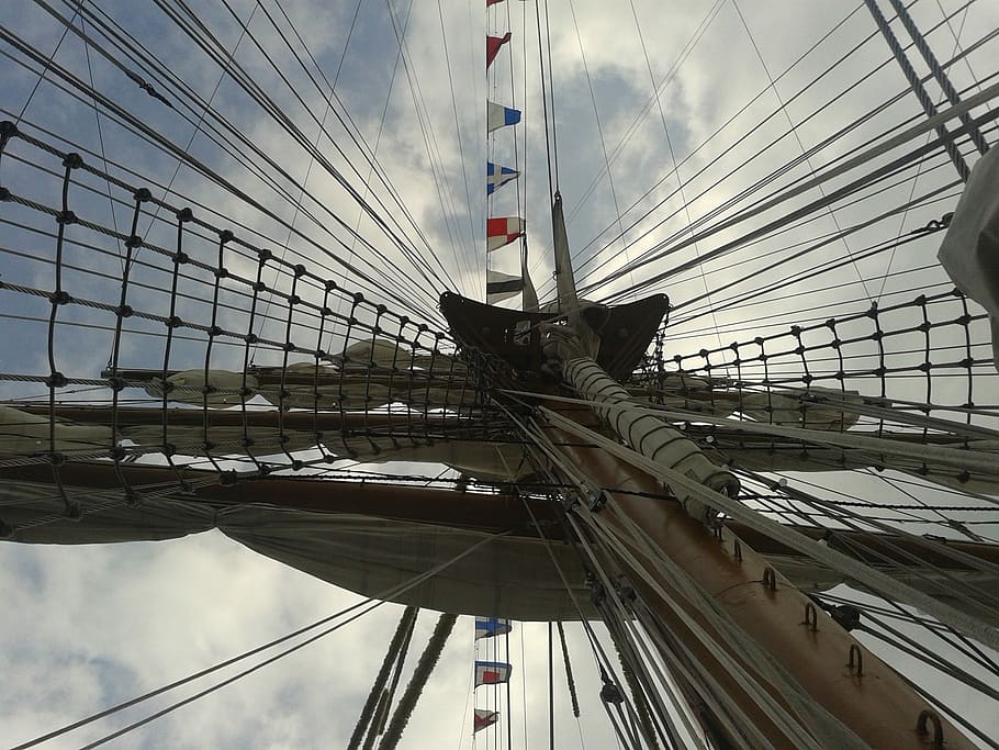 Mast, Ship, Flag, the mast, cloud - sky, city, suspension bridge HD wallpaper