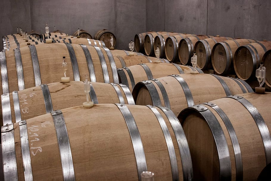 pile of wine barrels, wooden barrels, keller, red wine, cellar