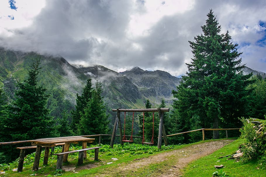 wooden, table, swing, green, grass, lawn, trees, plant, mountain HD wallpaper