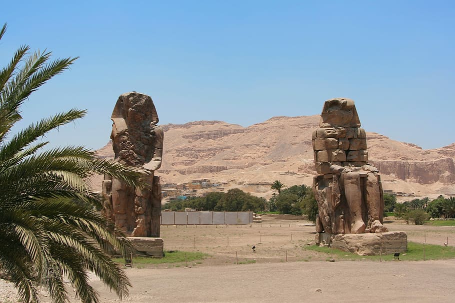 Luxor, Egypt, Pharaoh, Statue, Pieces, 2 pieces, phoenix, desert HD wallpaper