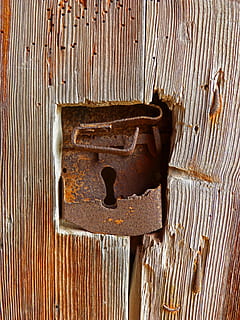 brown rusted keyhole, bolt, old, iron, wood, rusty, mechanism HD wallpaper