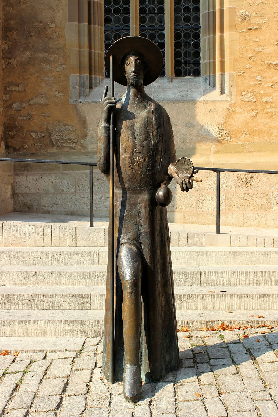 sculpture, pilgrim, compostella, monument, historical, old HD wallpaper
