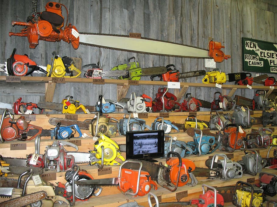 chainsaw, antique, tool, blade, sharp, wood, retro, cut, powered HD wallpaper