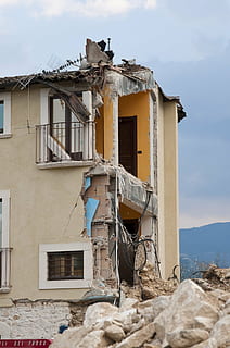 earthquake, rubble, collapse, disaster, house, roads, onna HD wallpaper