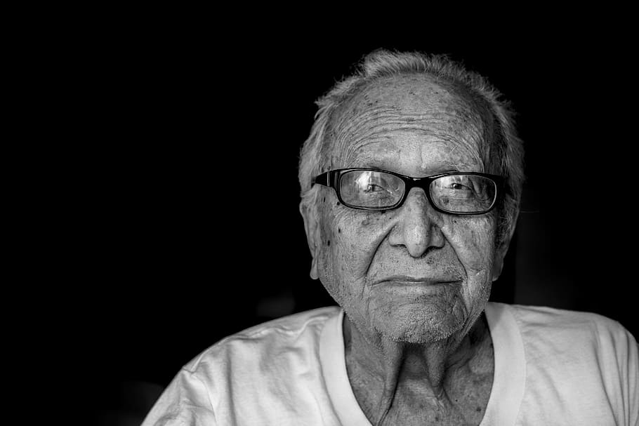grayscale photography of man wearing shirt and eyeglasses, grayscale photo of man in white shirt wearing eyeglasses, HD wallpaper