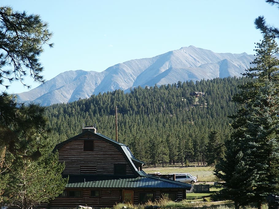 mountains, colorado, barn, rustic, trees, sky, nature, landscape HD wallpaper
