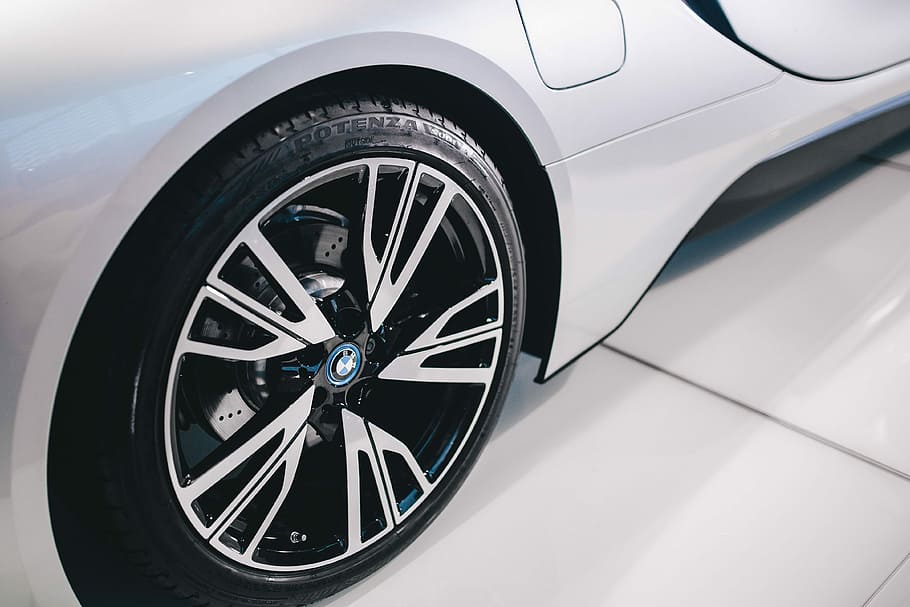 Silver BMW i8, car, luxury, auto, hybrid, eco, transportation, HD wallpaper