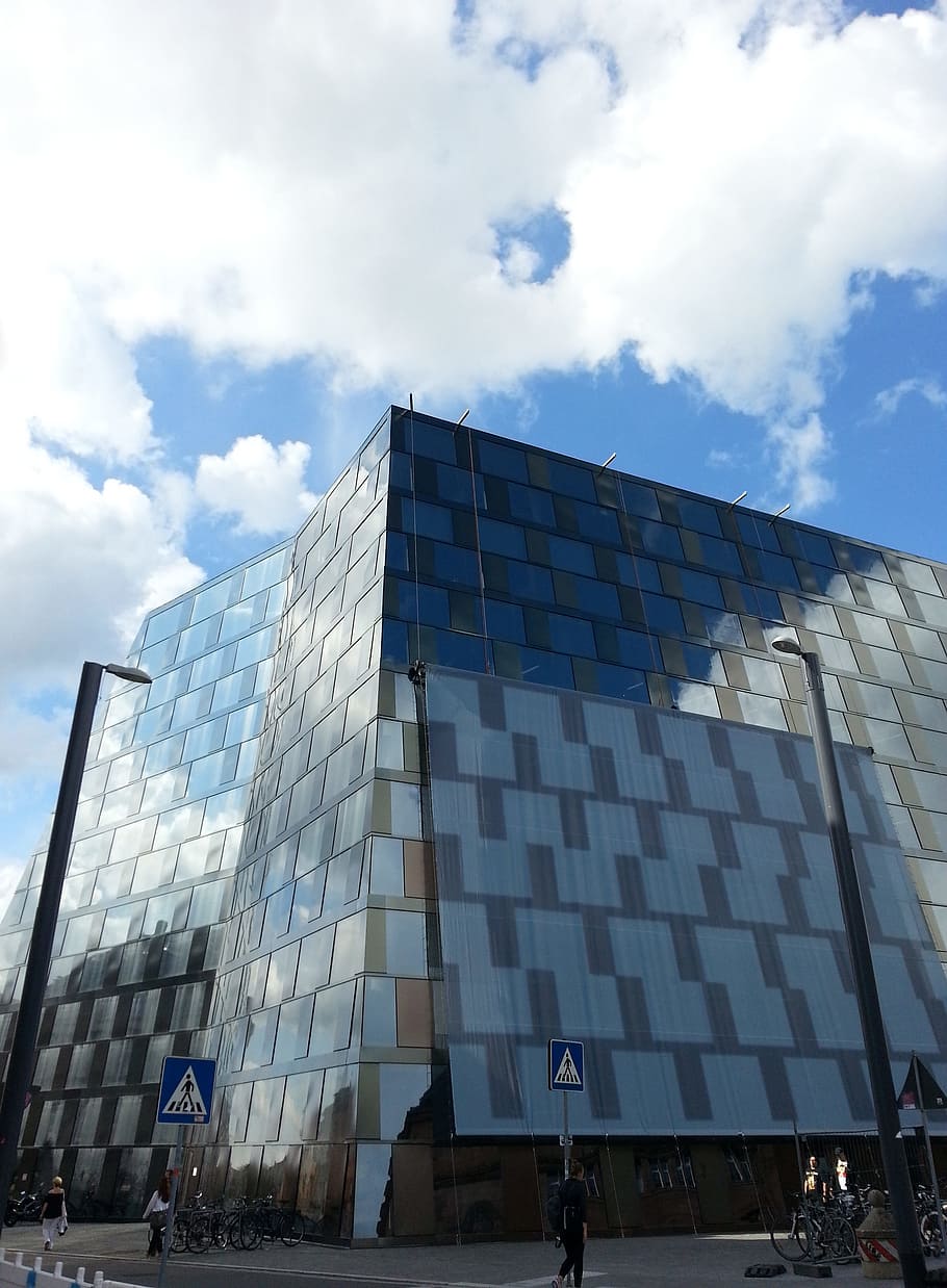 glass facade, architecture, mirroring, clouds, university library HD wallpaper