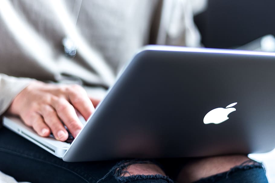 man, hand, apple, laptop, apple device, blur, close-up, computer HD wallpaper