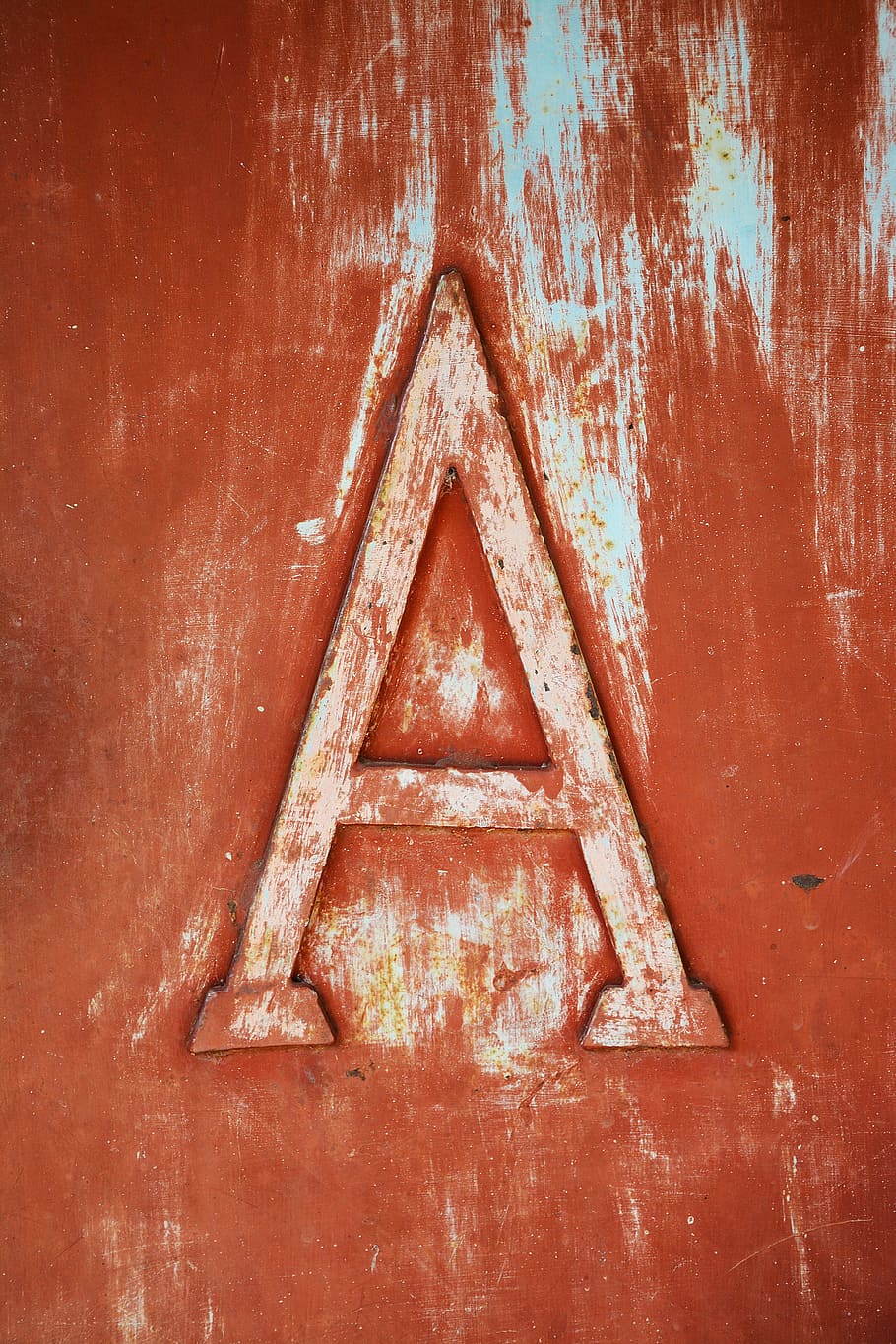 still, items, things, embossed, carved, letter, grunge, paint HD wallpaper