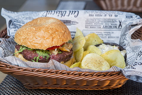 hamburger and chips in basket, Burger, snack, roll, food, cheeseburger HD wallpaper
