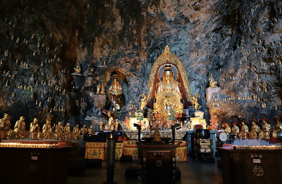 landscape photography of gold statue lot, Hindu deity statue HD wallpaper