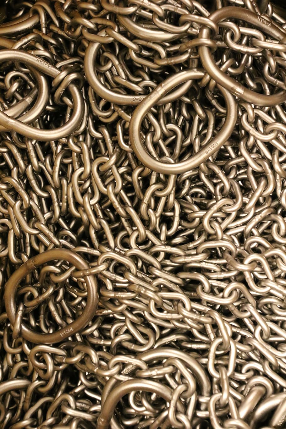 iron, steel, chain, context, strong, strength, led, weakest link HD wallpaper