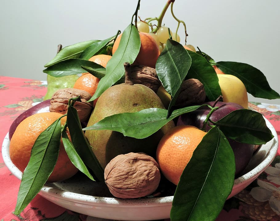Fruit, Tray, Apple, Pera, Orange, tangerine, grapes, walnut, HD wallpaper