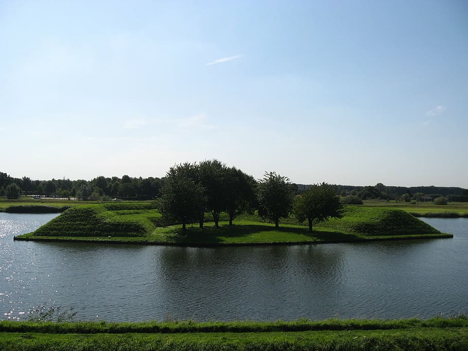 fortress, island, perspective, plant, water, sky, tree, grass HD wallpaper