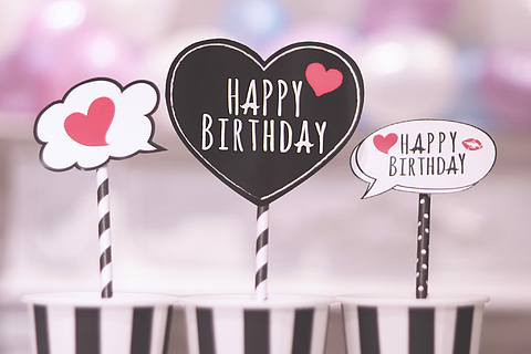 Happy Birthday party decors, love, heart Shape, romance, celebration HD wallpaper