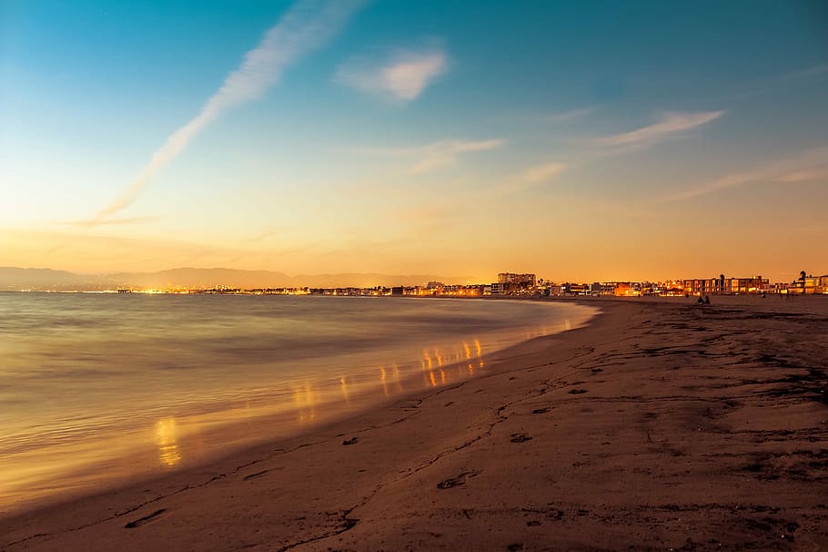 low tide at sea during golden hour, seashore photo during golden hour HD wallpaper