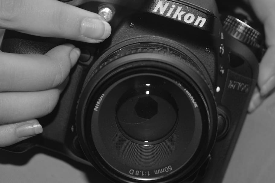 hand, camera, nikon, photography themes, camera - photographic equipment HD wallpaper