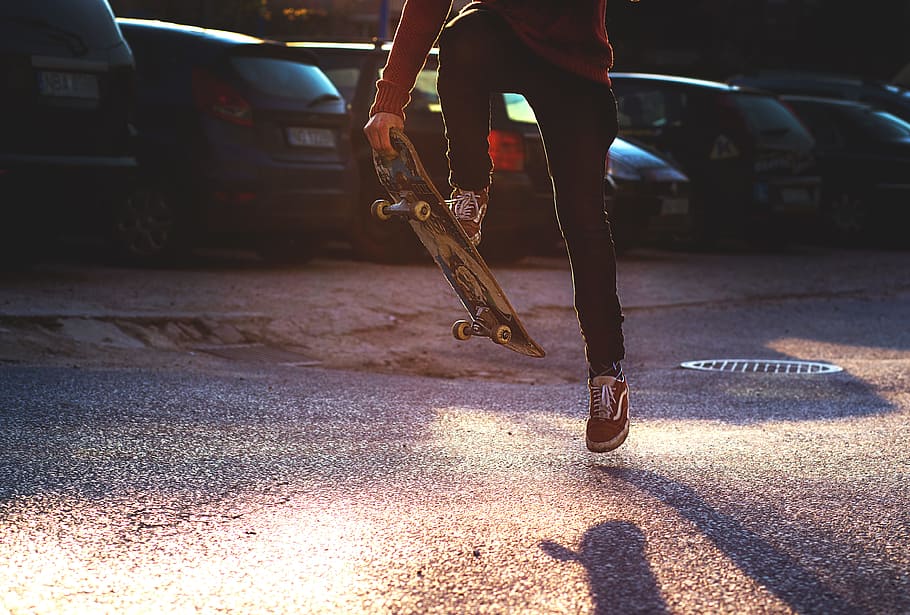 person doing tricks on skateboards, person jumping on skateboard during daytime, HD wallpaper