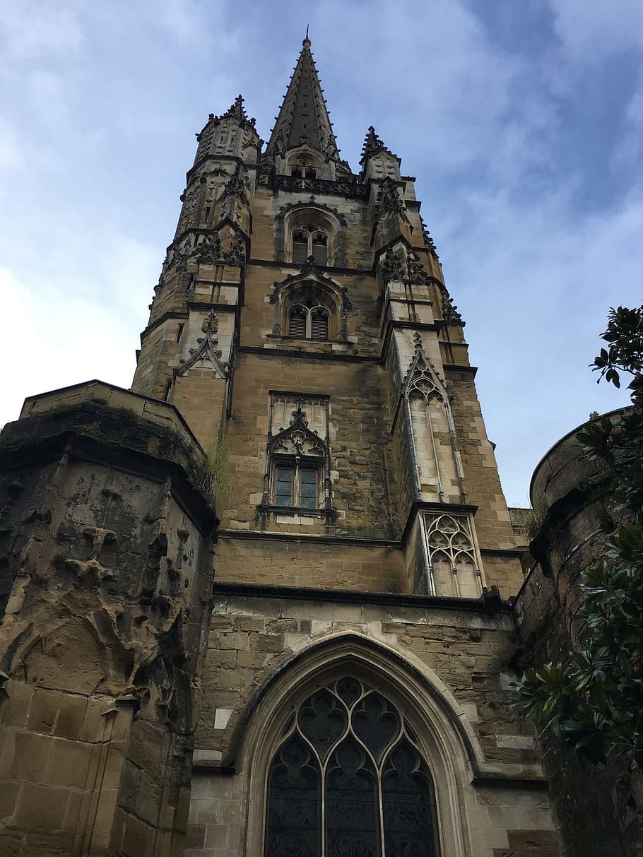 cathedral, religious monuments, religion, built structure, low angle view HD wallpaper