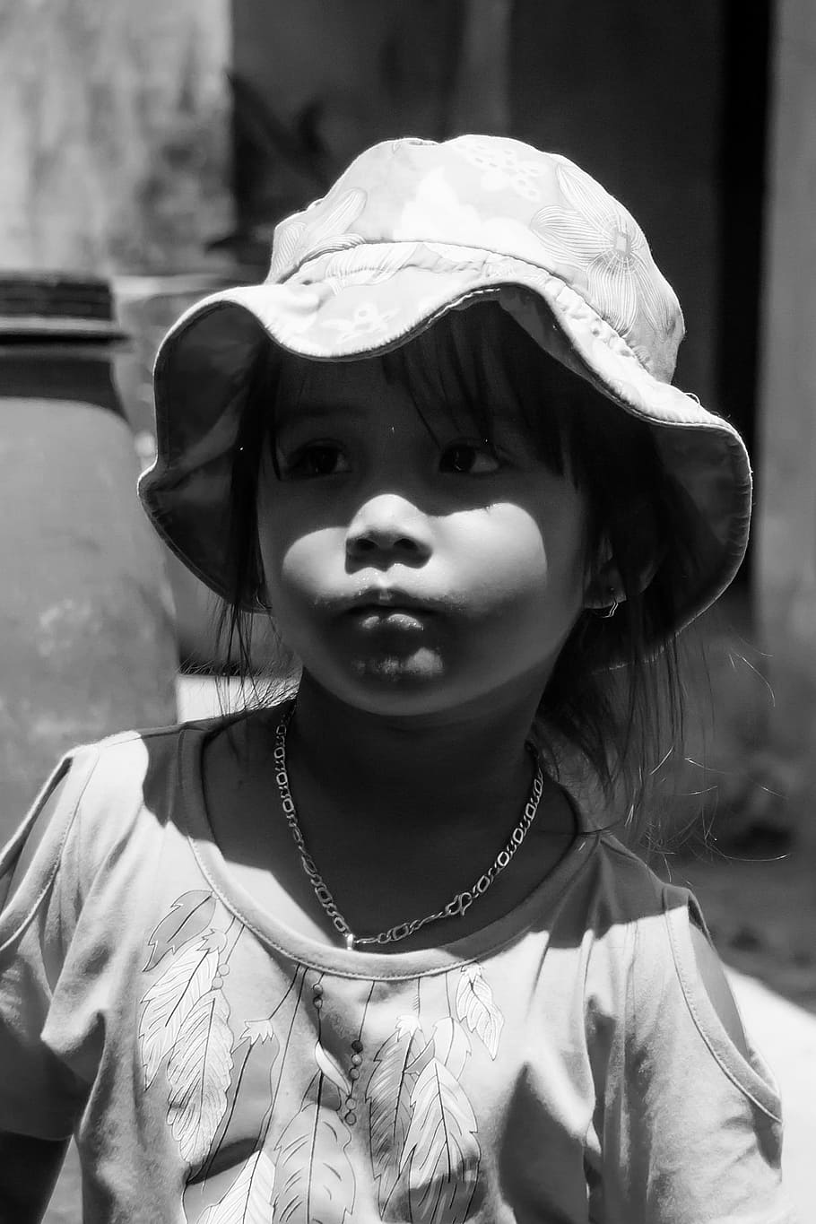 Young, Children, Knife, Vung Tau, on, gloomy, home, page, write HD wallpaper