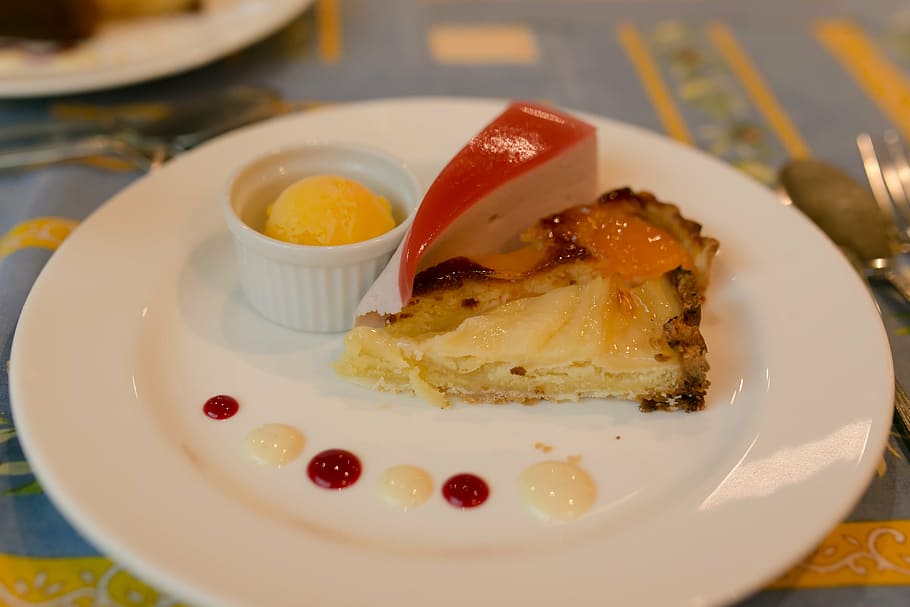 tarte, cake, dessert, food, food and drink, plate, sweet, sweet food HD wallpaper
