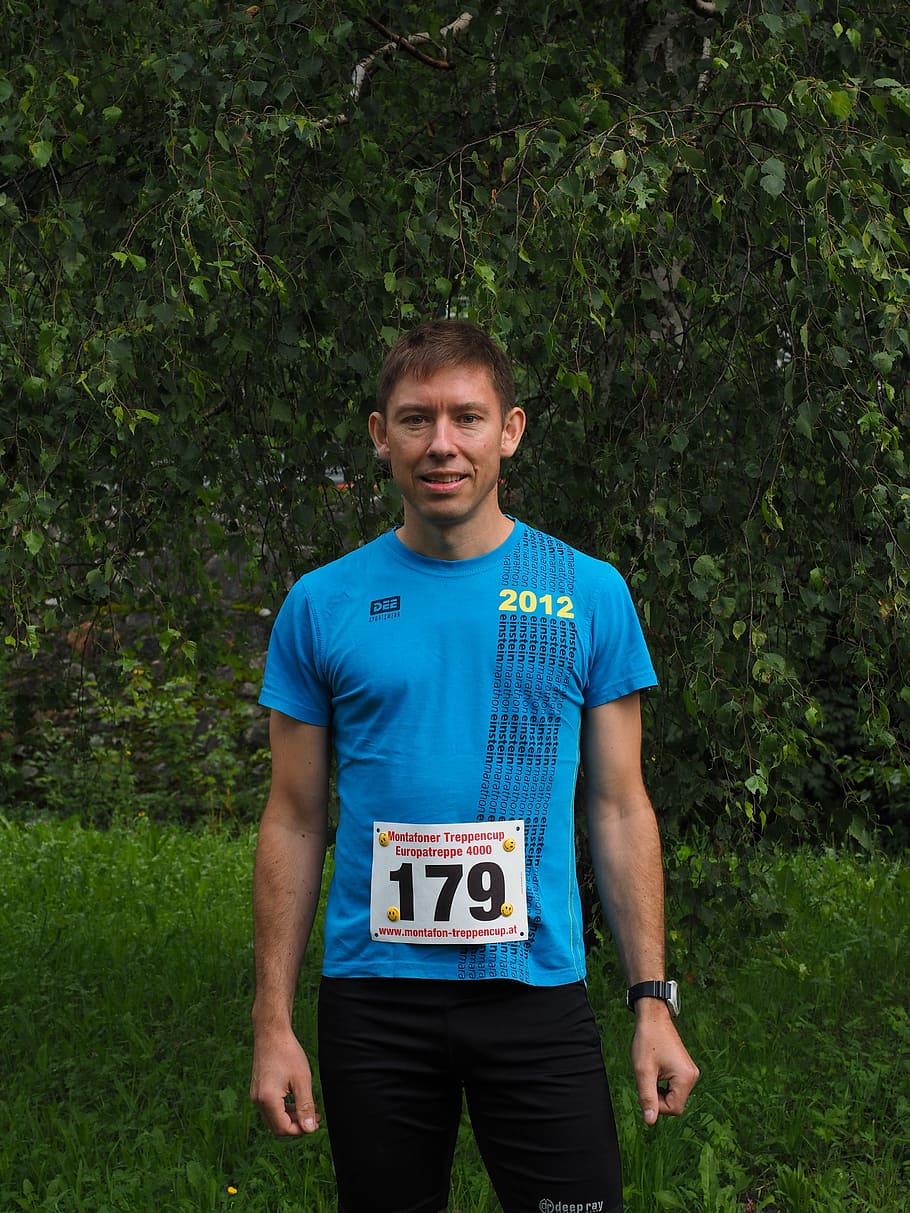 runners, jogger, man, human, sport, sporty, healthy, active HD wallpaper