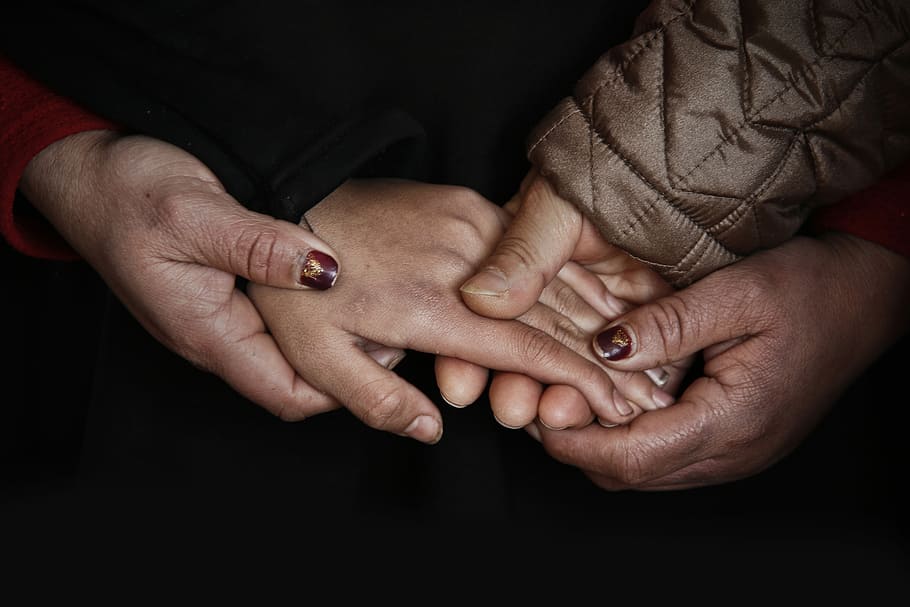 four hands holding, four hands holding each other, human hand HD wallpaper