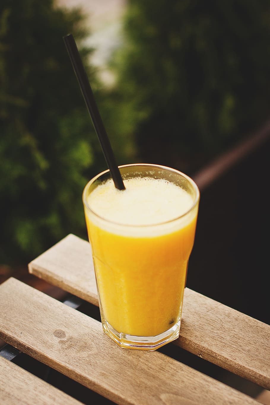 Orange Smoothie Wood Table, food, drink, juice, freshness, fruit HD wallpaper
