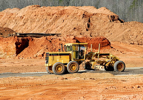 tractor on desert, construction site, heavy equipment, dirt mover HD wallpaper