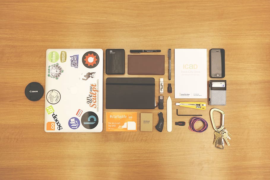 black tablet computer case near carabiner and keys, stainless HD wallpaper