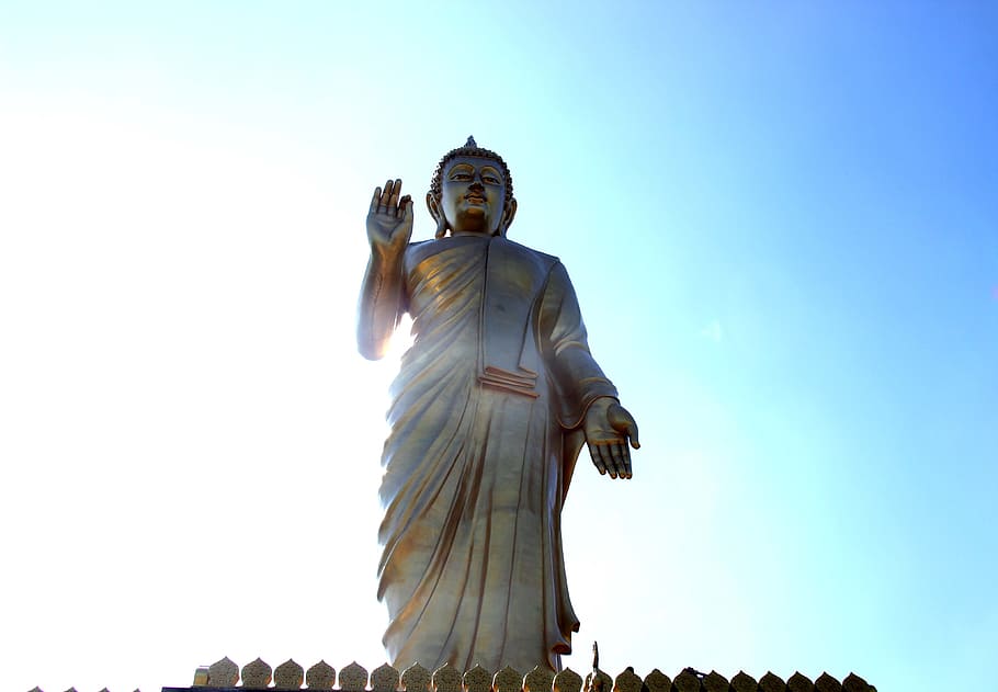 Buddha Statues, Light, artistic conception, sculpture, famous Place HD wallpaper
