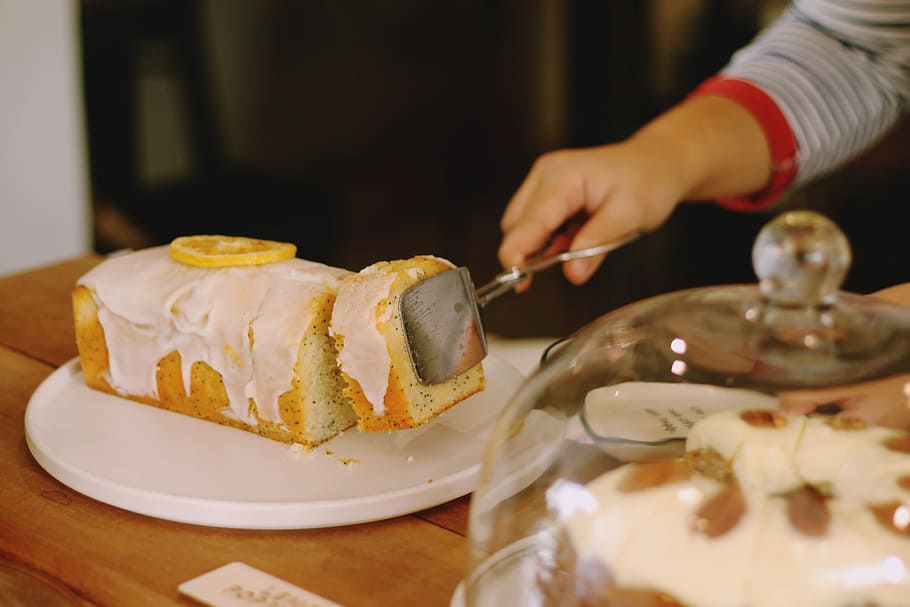 Take a slice перевод. A Slice of Lemon Cake.