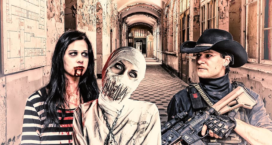 two zombies beside man holding rifle standing on hallway, psycho HD wallpaper
