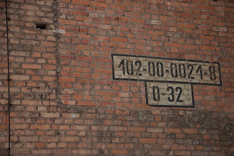 bricks, dirty, old, brown, rough, scratch, wall, writings, yellow HD wallpaper