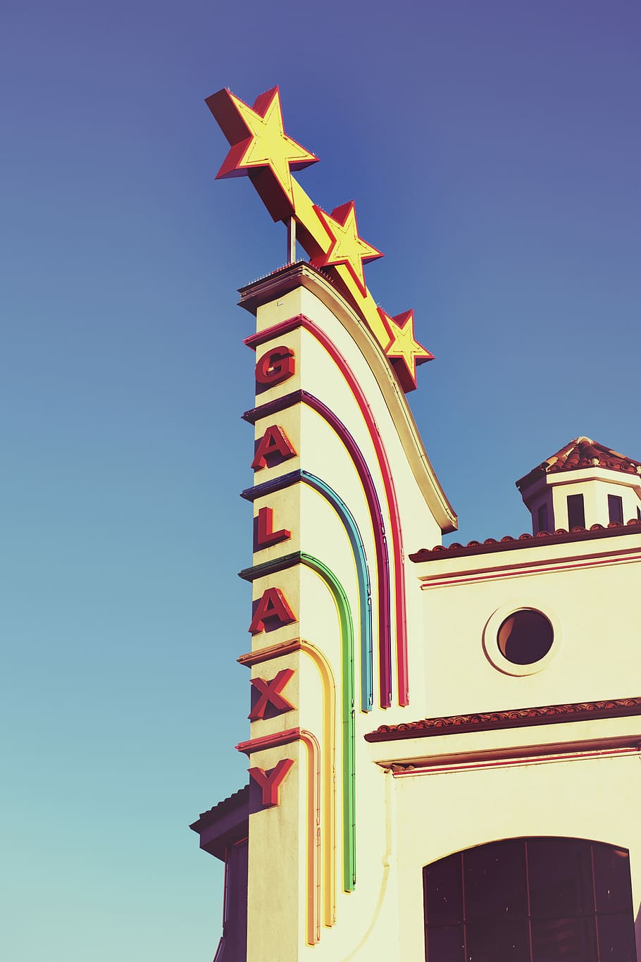 galaxy signage on top of building, sky, text, star, architecture HD wallpaper