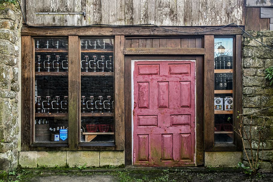 pink wooden panel door during daytime, shop, facade, former HD wallpaper