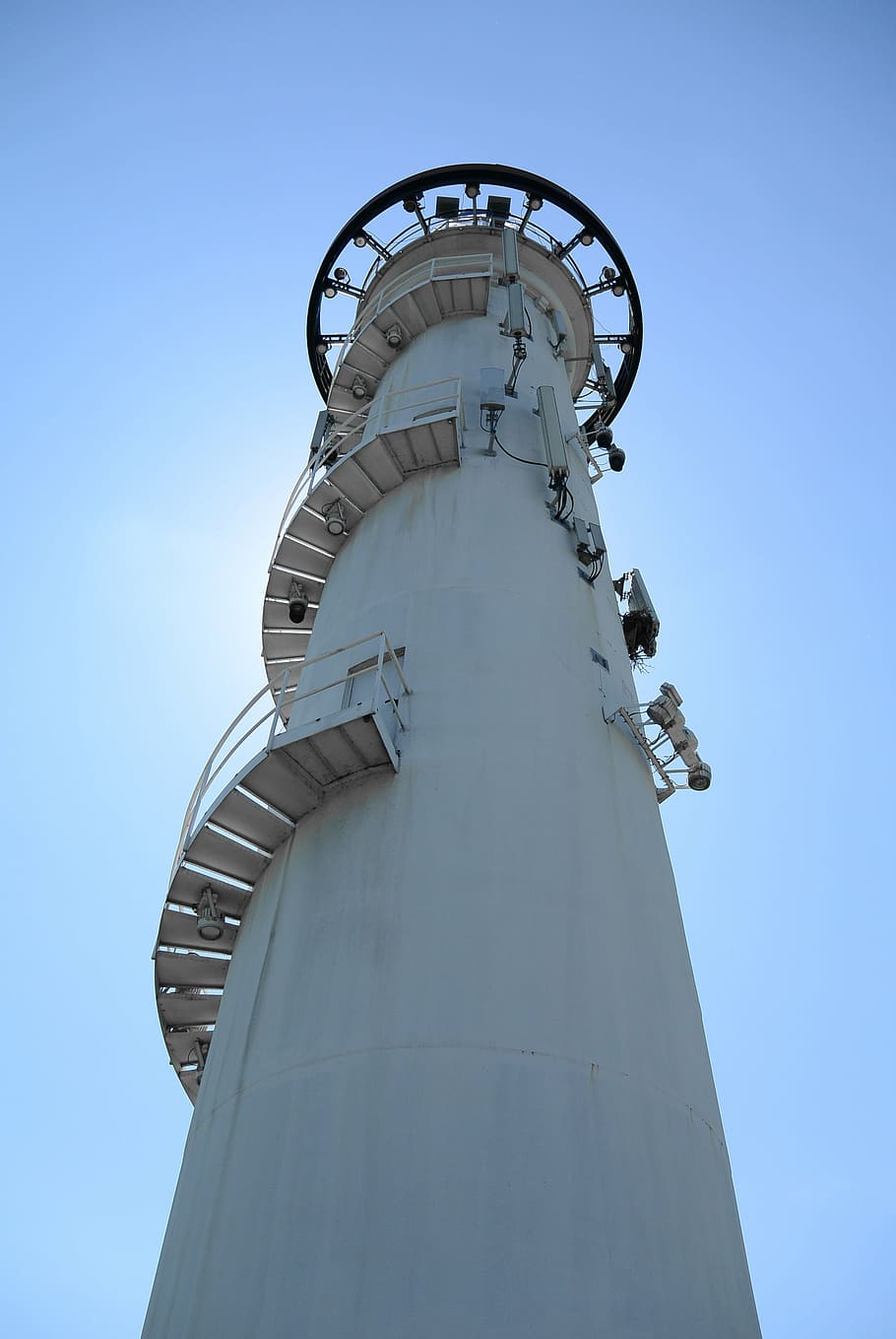 lighthouse, tower, spiral staircase, sky, building, shipping HD wallpaper